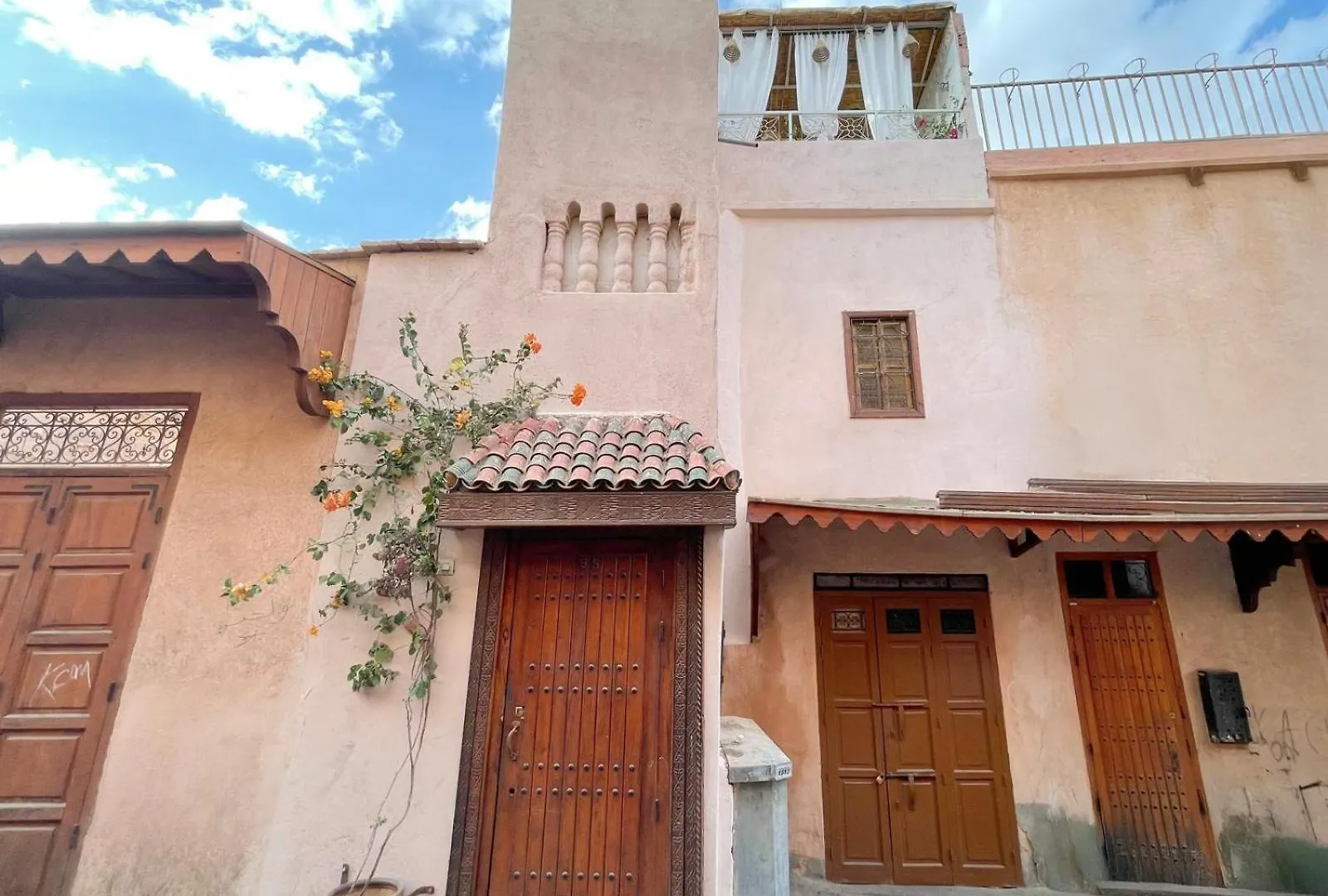 Douria Farah, Authentique Villa Marrakesh